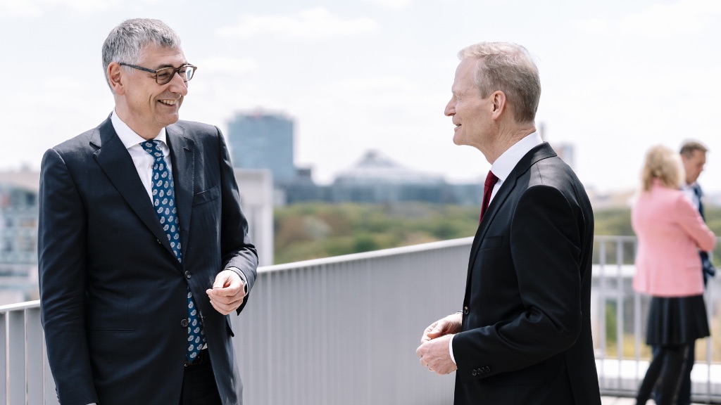 Andreas Dörschell im Gespräch mit Dr. Eckhard Ott